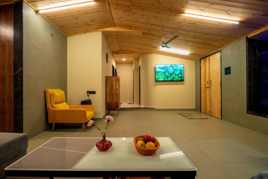Spicy Mango Lakeside Abode - Luxurious Villa In Pawana Lonavala Exterior foto