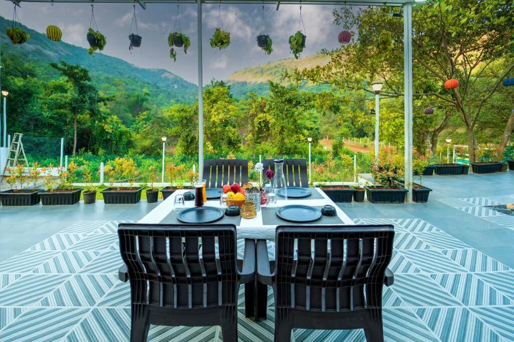 Spicy Mango Lakeside Abode - Luxurious Villa In Pawana Lonavala Exterior foto